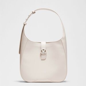 Lululemon Leather Alternative Shoulder Bag 8L - Cashew